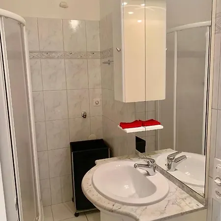 Locarno-lido Apartament *